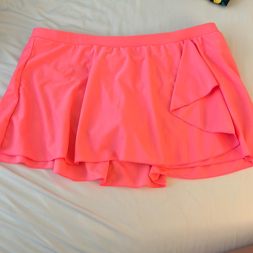 Bella Fiore coral swim skirt, size L